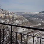 Lucky فيليكو ترنوفو