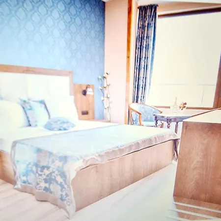 Hotel Lucky 2*