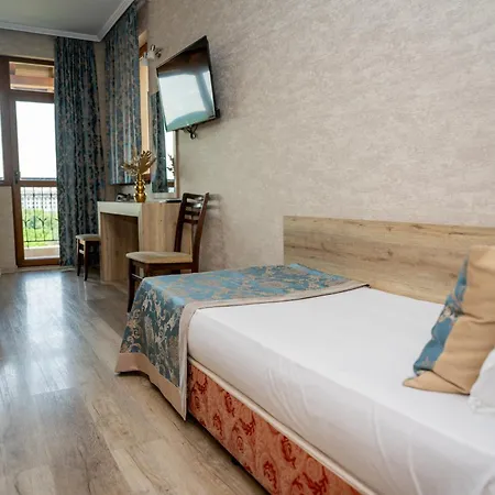 Hotel Lucky 2*