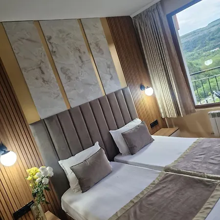 Hotel Lucky
